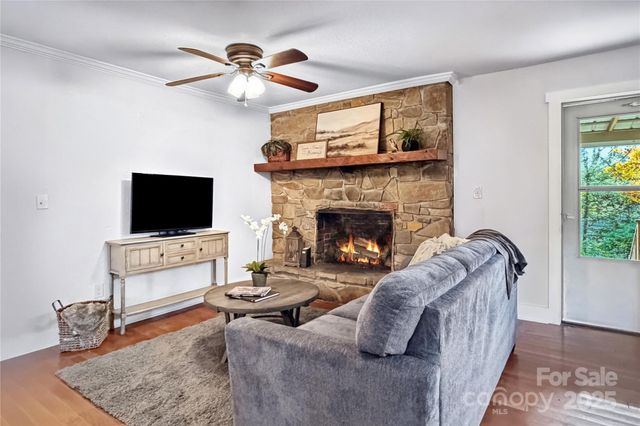 1211 & 1213 Upper Brush Creek Road, Fairview, NC 28730