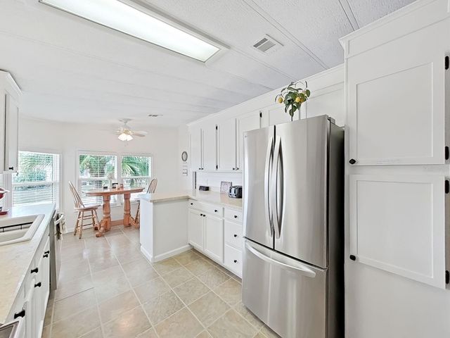 4874 DEERWOOD DR, Lakeland, FL 33810