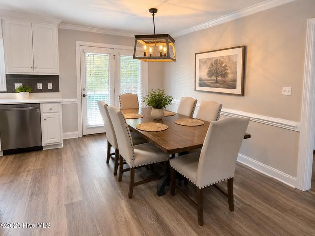 1108 Quarterpath Drive, Winterville, NC 28590