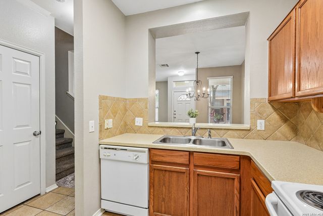 13428 Bristow Dawn, San Antonio, TX 78217