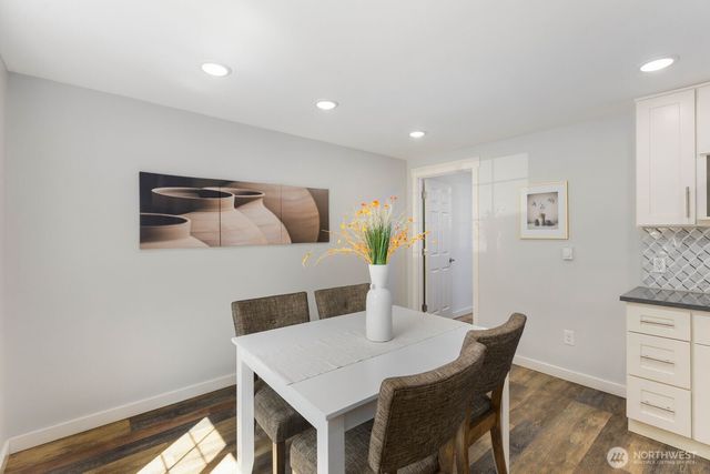 11516 8th Avenue NE, Seattle, WA 98125