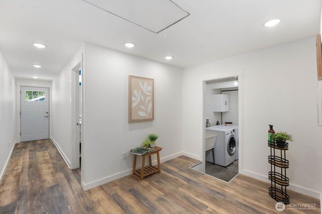 11516 8th Avenue NE, Seattle, WA 98125