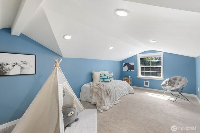 11516 8th Avenue NE, Seattle, WA 98125