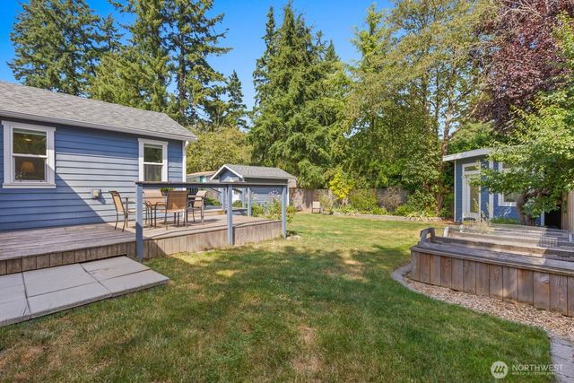 11516 8th Avenue NE, Seattle, WA 98125