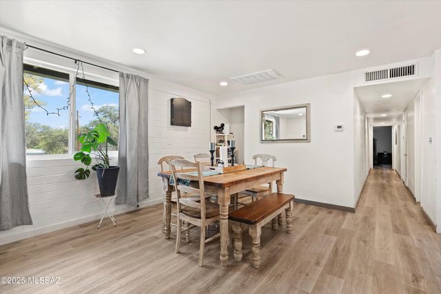 540 N Redbud Place, Oracle, AZ 85623