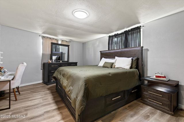 540 N Redbud Place, Oracle, AZ 85623