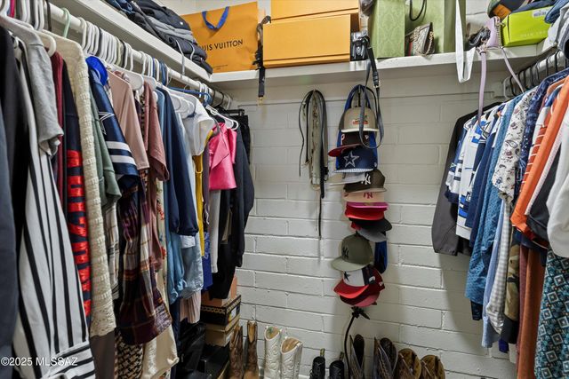 540 N Redbud Place, Oracle, AZ 85623