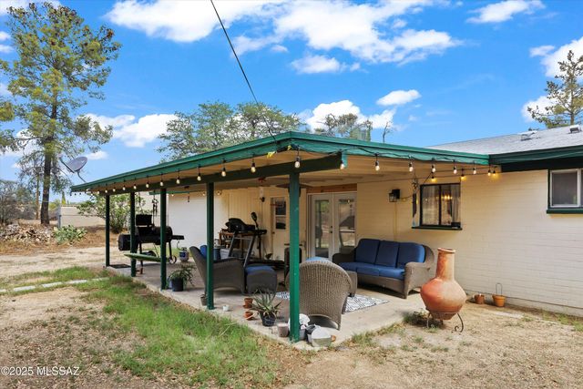 540 N Redbud Place, Oracle, AZ 85623