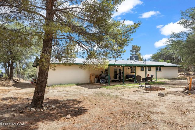 540 N Redbud Place, Oracle, AZ 85623