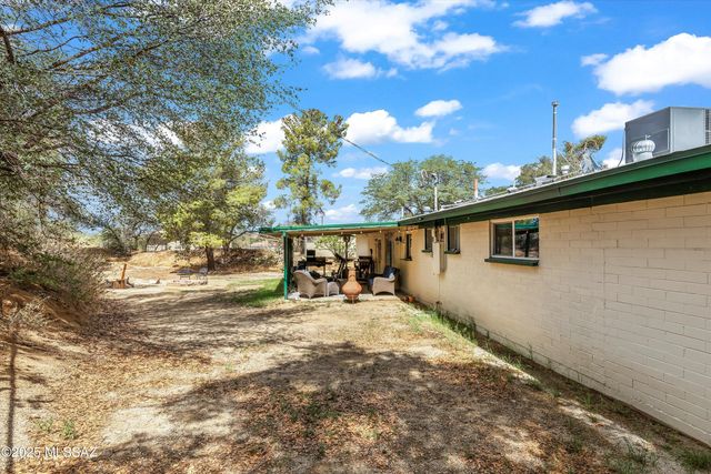 540 N Redbud Place, Oracle, AZ 85623