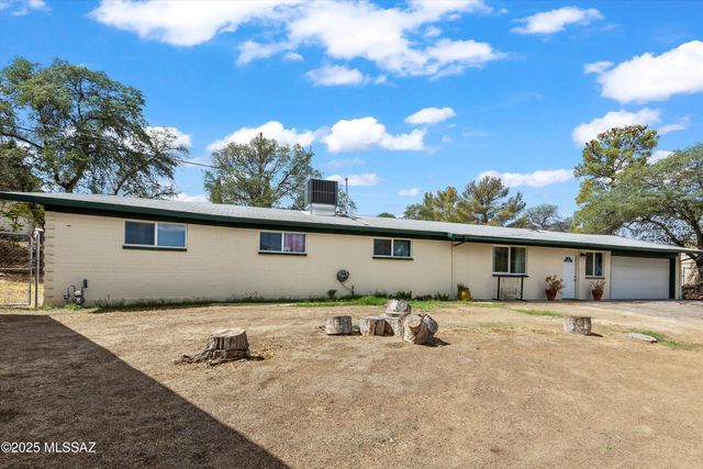 540 N Redbud Place, Oracle, AZ 85623