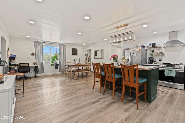 540 N Redbud Place, Oracle, AZ 85623