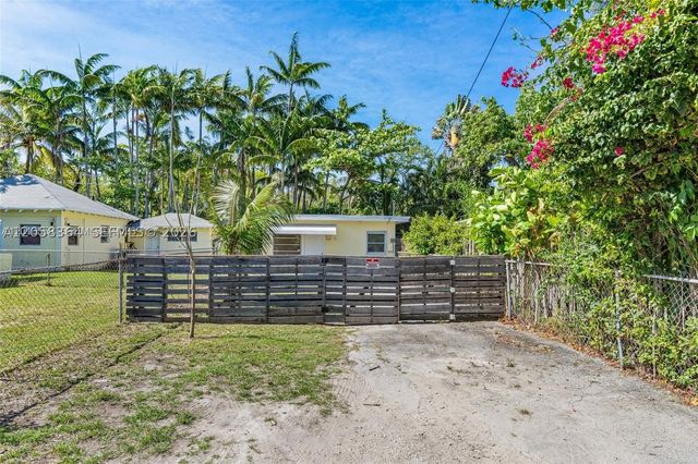 8701 NE 8th Ct, Miami, FL 33138