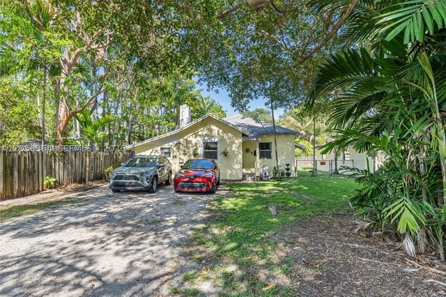 8701 NE 8th Ct, Miami, FL 33138