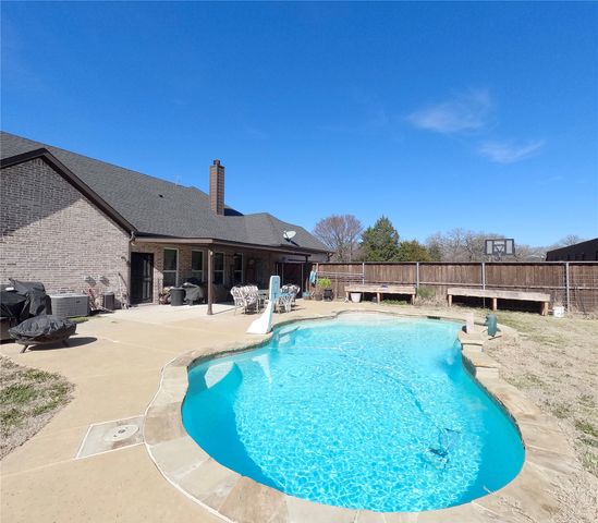 319 Lanier Road, Combine, TX 75159