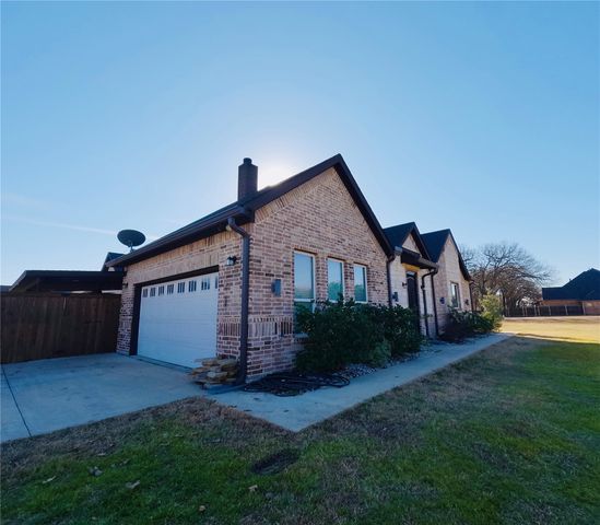 319 Lanier Road, Combine, TX 75159