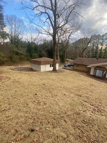 1390 Heatherland Drive SW, Atlanta, GA 30331