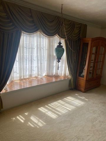 1390 Heatherland Drive SW, Atlanta, GA 30331