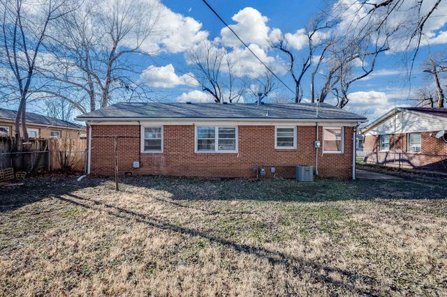 208 S Stearns, Haysville, KS 67060