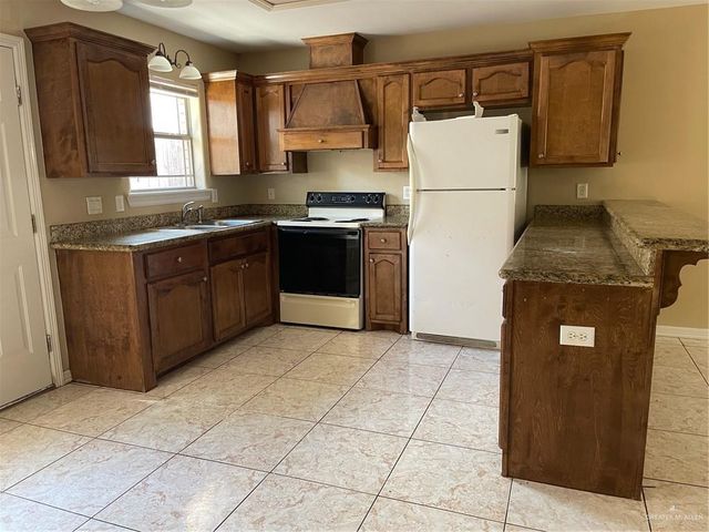 2216 N Erica Street 2, Pharr, TX 78577