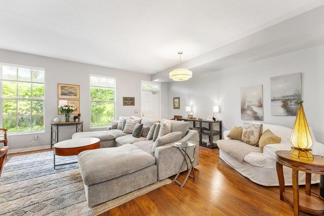 332 Legare Court, Jupiter, FL 33458