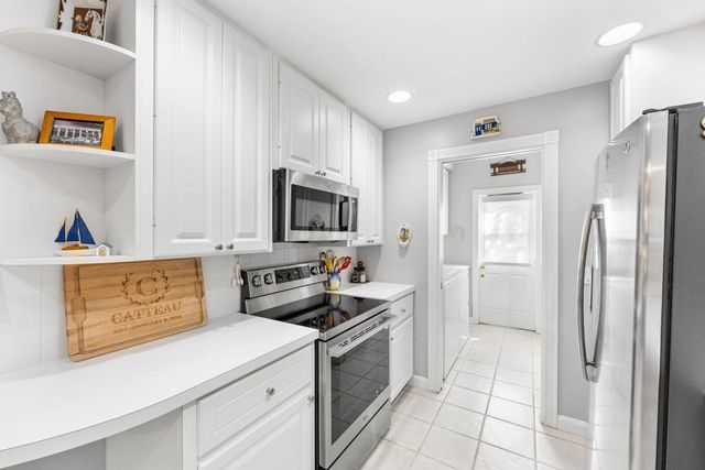 332 Legare Court, Jupiter, FL 33458