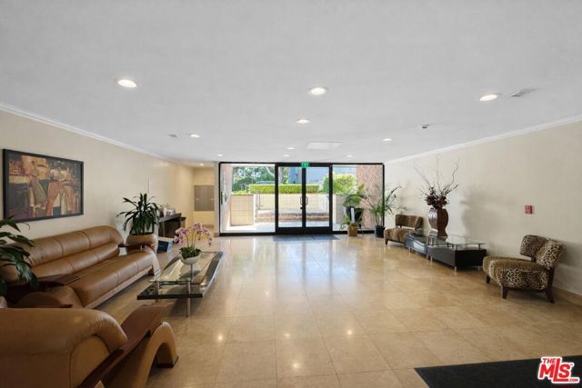 5100 Via Dolce 305, Marina Del Rey, CA 90292