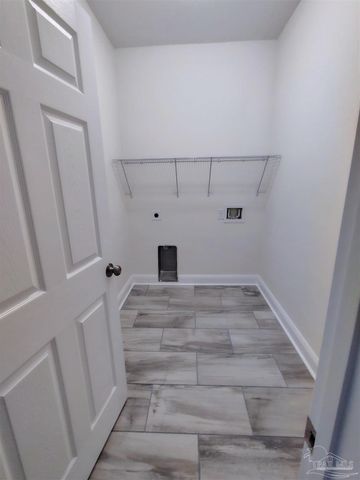 2247 Boxford Ct, Pensacola, FL 32507