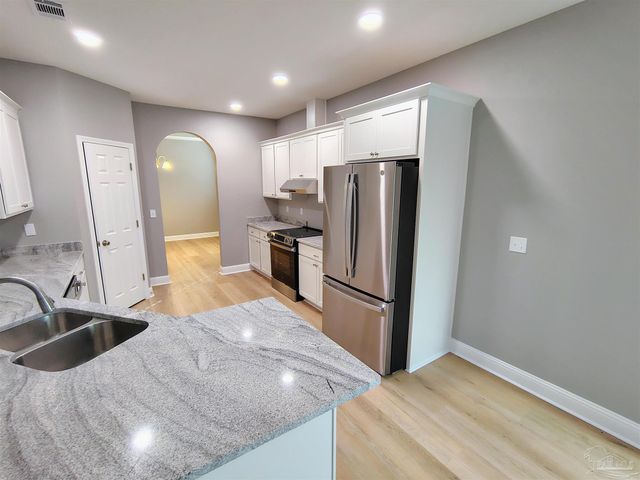 2247 Boxford Ct, Pensacola, FL 32507