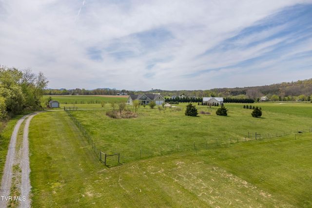 212 Forked Deer Road, Greeneville, TN 37743