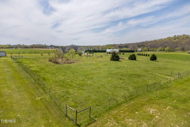 212 Forked Deer Road, Greeneville, TN 37743