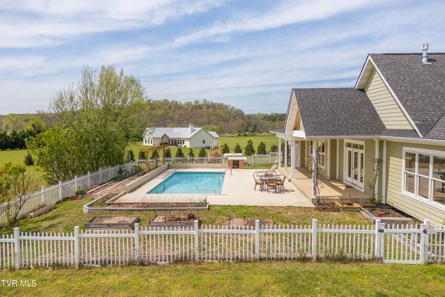 212 Forked Deer Road, Greeneville, TN 37743