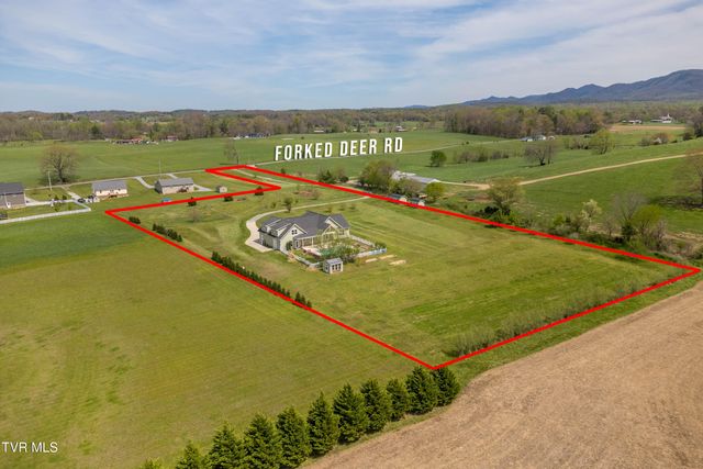 212 Forked Deer Road, Greeneville, TN 37743