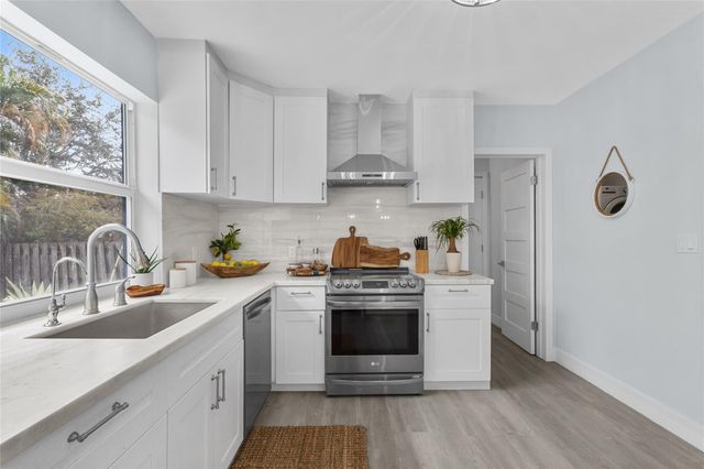 2700 SW 34th Avenue, Fort Lauderdale, FL 33312