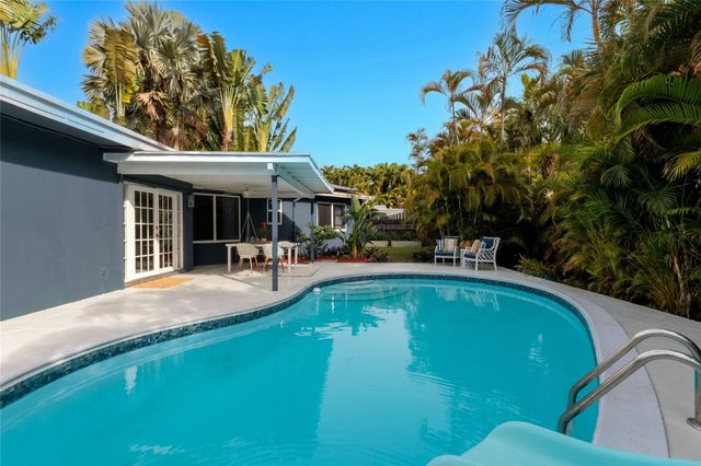 2700 SW 34th Avenue, Fort Lauderdale, FL 33312