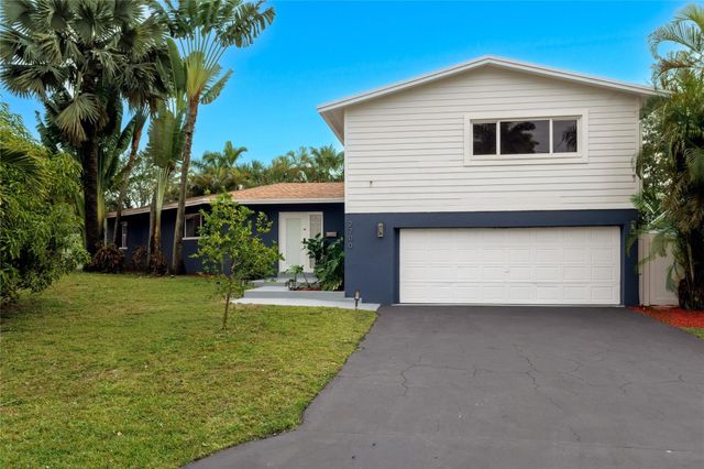 2700 SW 34th Avenue, Fort Lauderdale, FL 33312