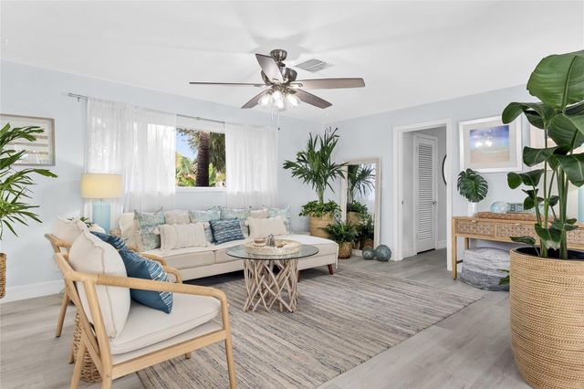 2700 SW 34th Avenue, Fort Lauderdale, FL 33312