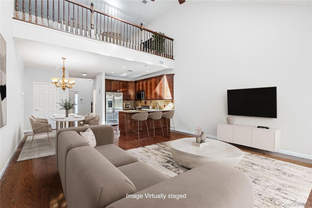 193 Pond View Drive, Port Washington, NY 11050 — photo 4