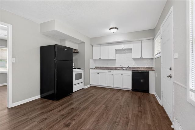 7103 E 112th Street, Kansas City, MO 64134