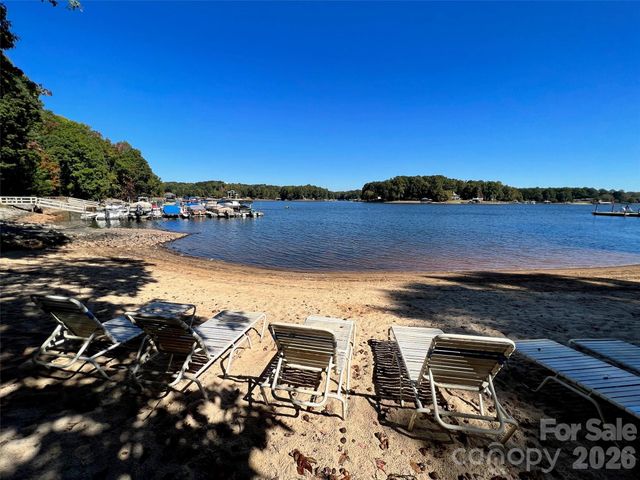 271 Beaten Path Road, Mooresville, NC 28117