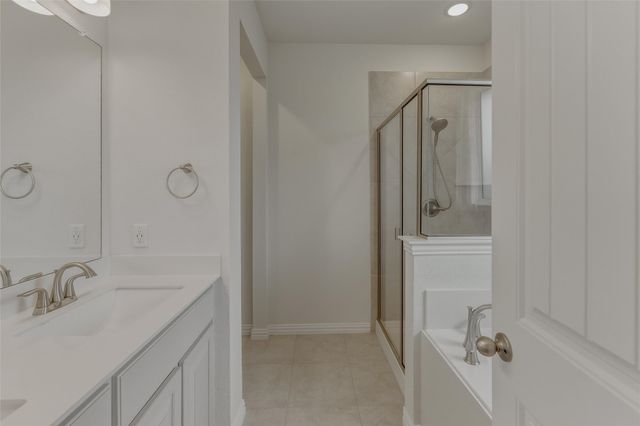 1037 Flagstone Drive, Weatherford, TX 76085