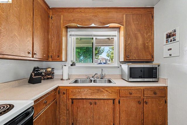 3193 Hosie Ave, Byron, CA 94514