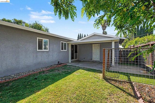 3193 Hosie Ave, Byron, CA 94514