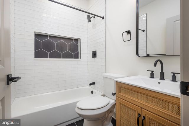 2912 W SUSQUEHANNA AVE, Philadelphia, PA 19121