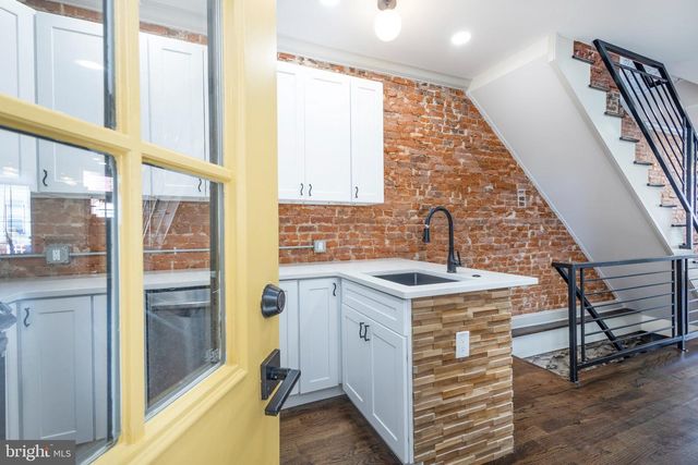 2912 W SUSQUEHANNA AVE, Philadelphia, PA 19121