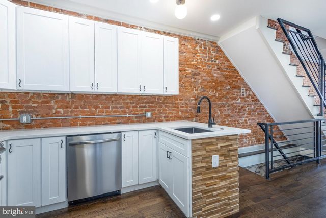 2912 W SUSQUEHANNA AVE, Philadelphia, PA 19121