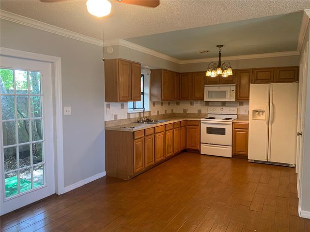 201 6TH STREET, St Cloud, FL 34769