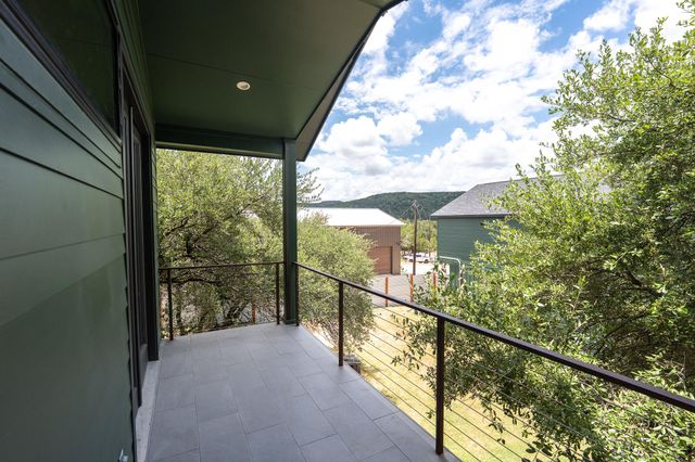 1301 Minnie DR, Austin, TX 78732