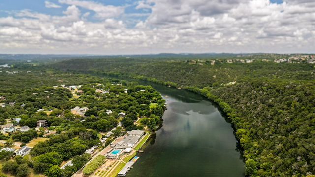 1301 Minnie DR, Austin, TX 78732