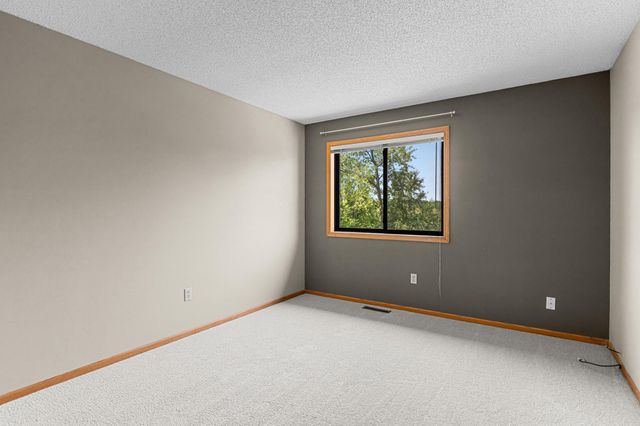 5445 Orleans Lane N 7, Plymouth, MN 55442